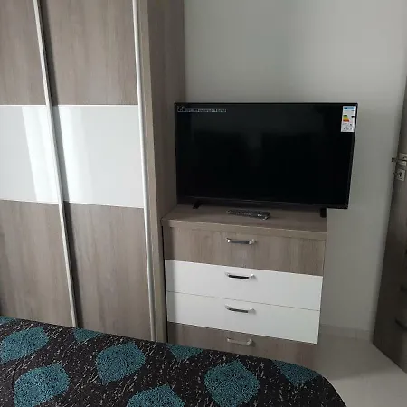 アパート Apartament Dry Kazeboo ナボダリ