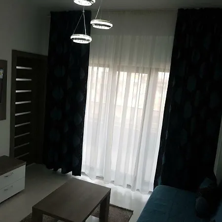 Apartament Dry Kazeboo アパート ナボダリ